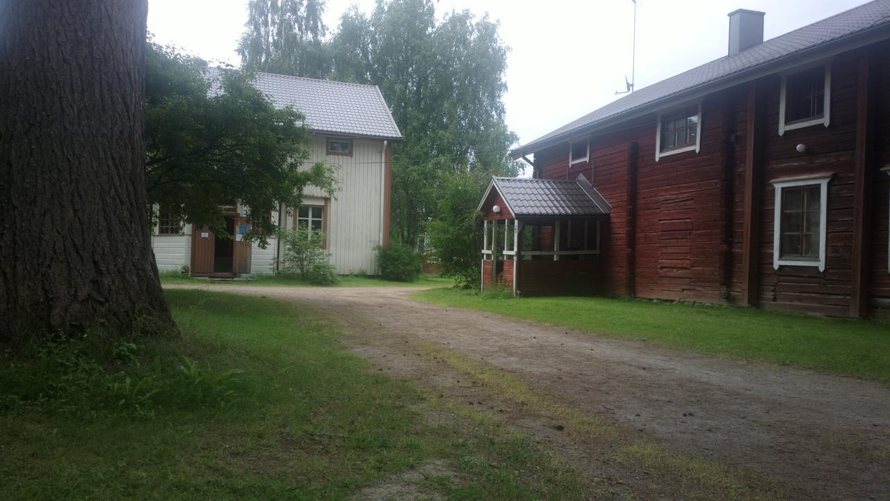 Metsolan Pihapiiri Hotel Multia Buitenkant foto